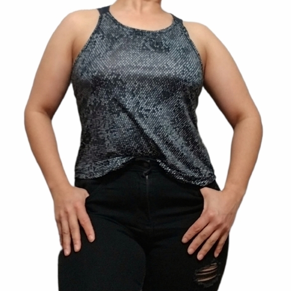 Under Armour, Colors: Black, Gray and White,tank top,  size XS. - Picture 2 of 8